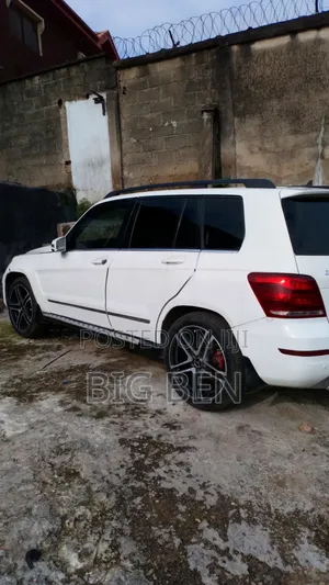 Mercedes-Benz GLK-Class 350 4MATIC 2010 White