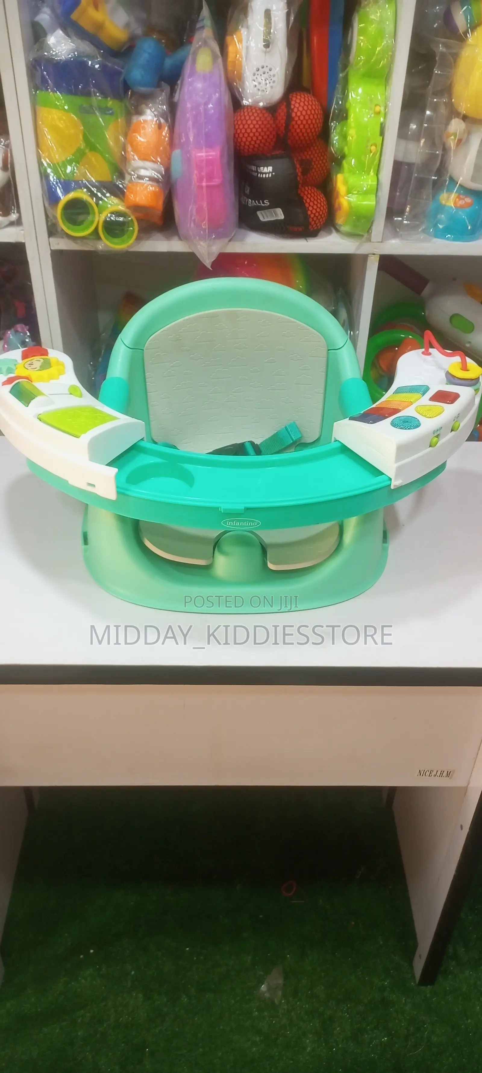 Baby Seater