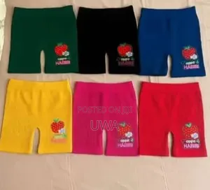 Elastic Biker Shorts Set With Strawberry Graphic