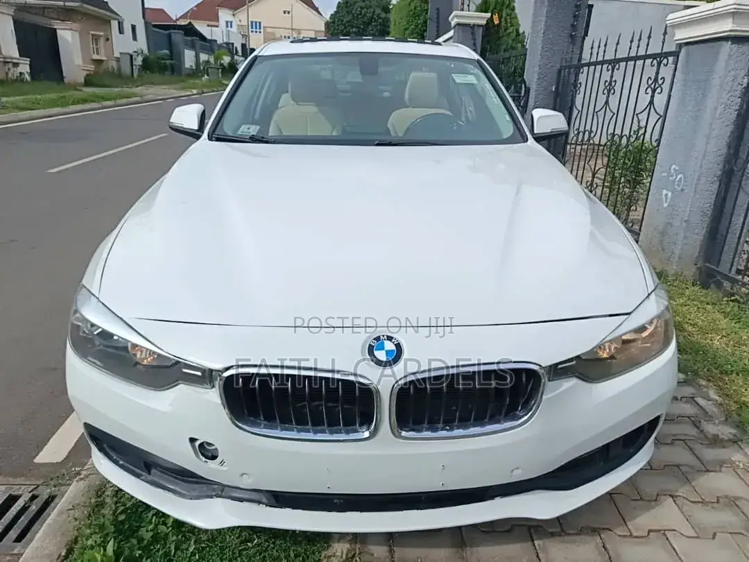BMW 320i 2017 White