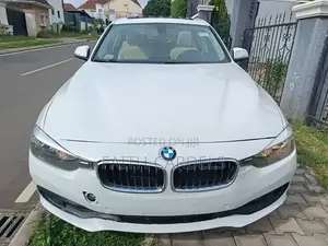BMW 320i 2017 White