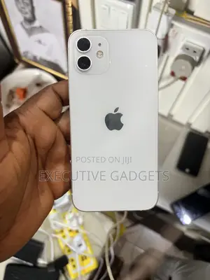 Apple iPhone 12 64 GB White