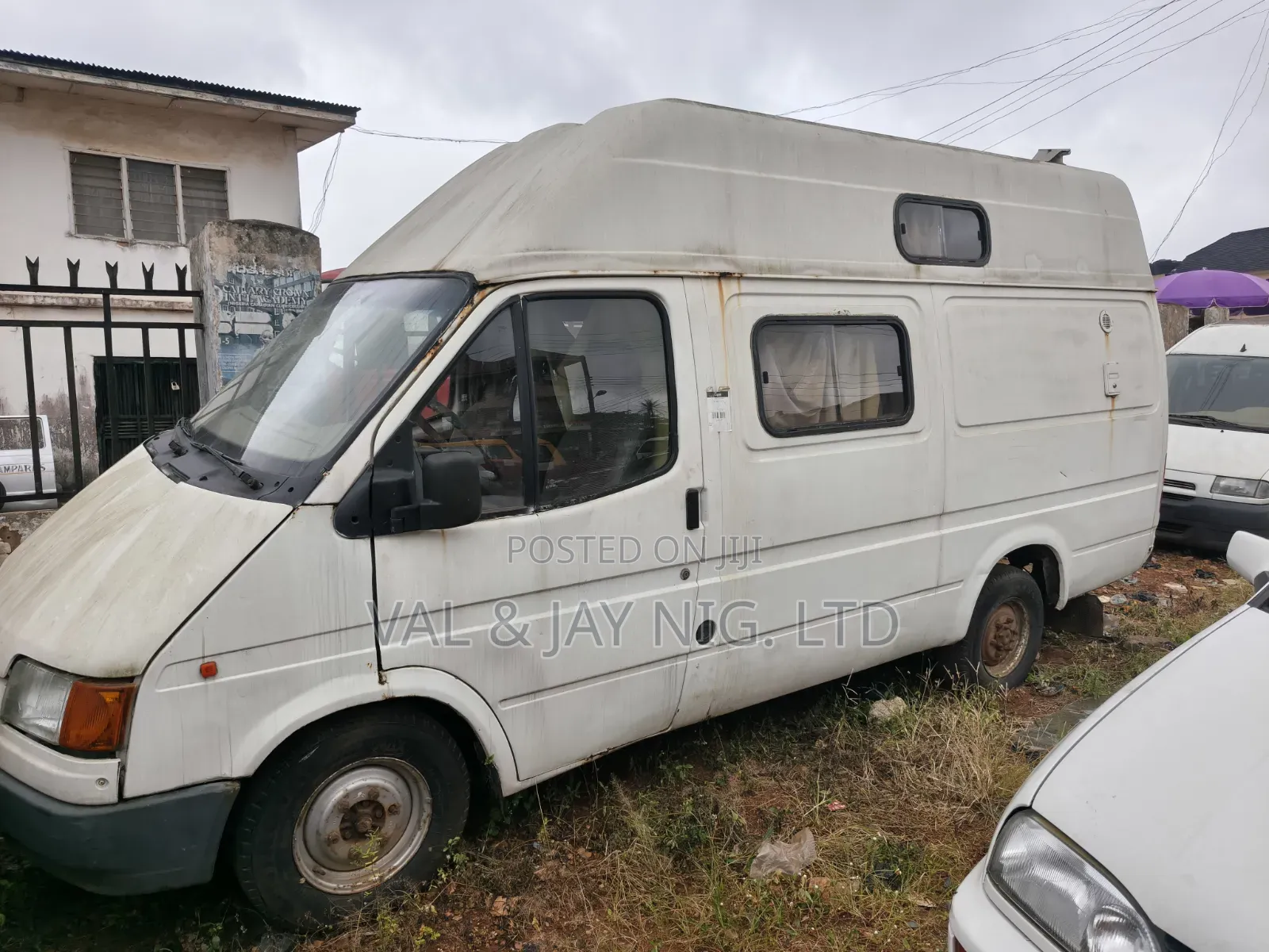 Ford Transit 2004 Red