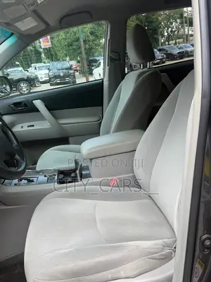 Toyota Highlander 2012 Gray