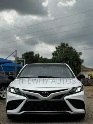 Toyota Camry XSE 2021 White