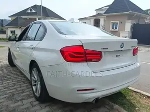 BMW 320i 2017 White
