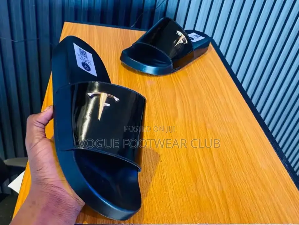 Quality Leather Slides,slippers,palm