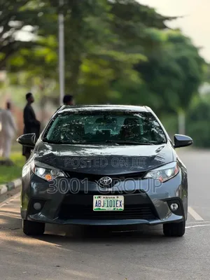 Toyota Corolla 2014 Black