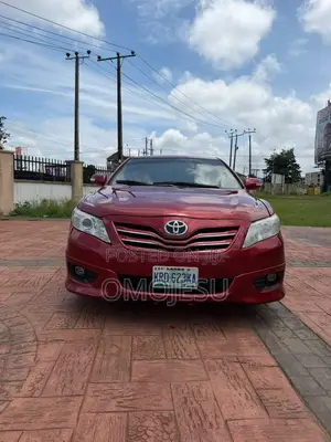 Toyota Camry SE V6 4dr Sedan (3.5L 6cyl 6AM) 2010 Red