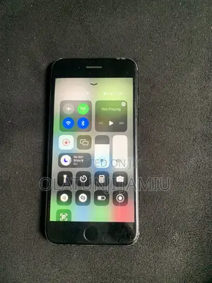 Apple iPhone 7 32 GB Black
