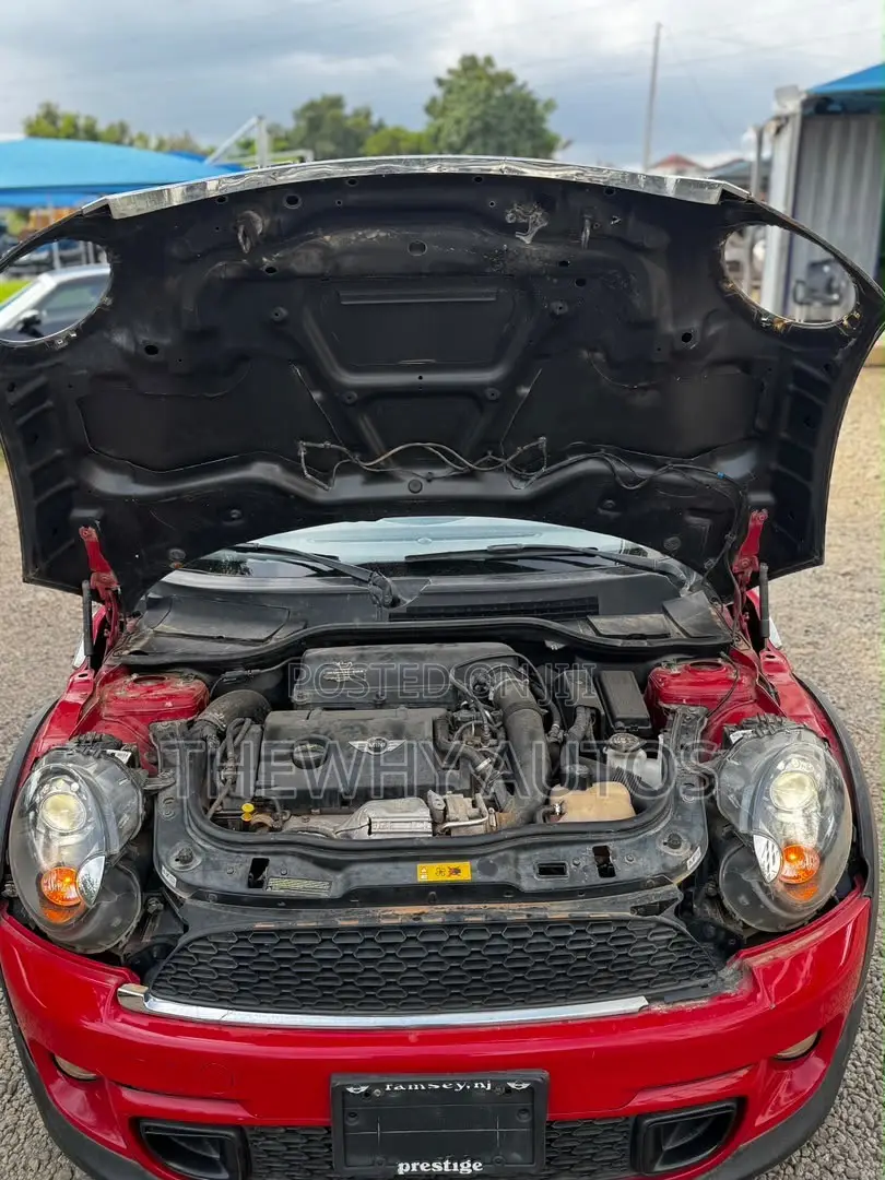 Mini Cooper S 2013 Red