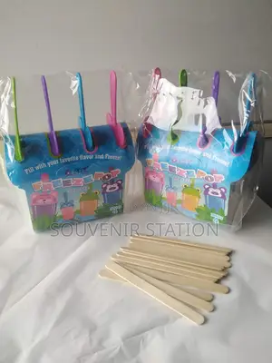 4 Slots Popsicle Molds With 10 Extra Sticks