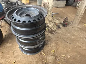 4 Set of Tokunbo Toyota Camry Iron Rims R-16