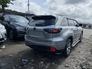 Toyota Highlander 2016 Silver