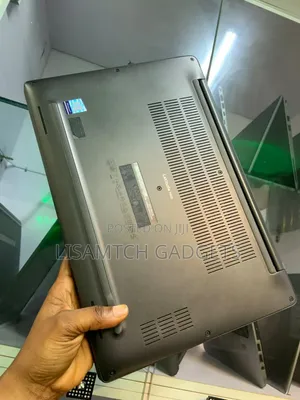 Laptop Dell Latitude 7400 8GB Intel Core i7 SSD 256GB