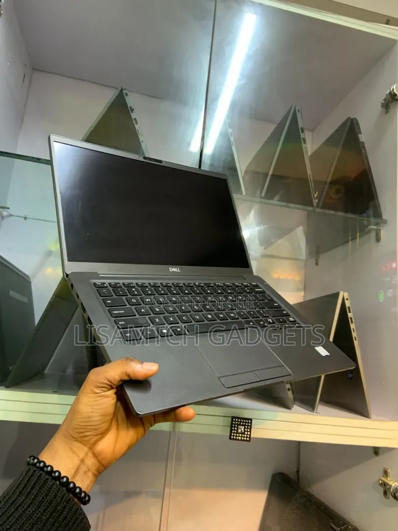 Laptop Dell Latitude 7400 8GB Intel Core i7 SSD 256GB