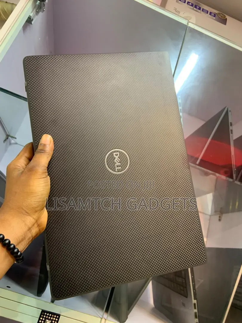 Laptop Dell Latitude 7400 8GB Intel Core i7 SSD 256GB