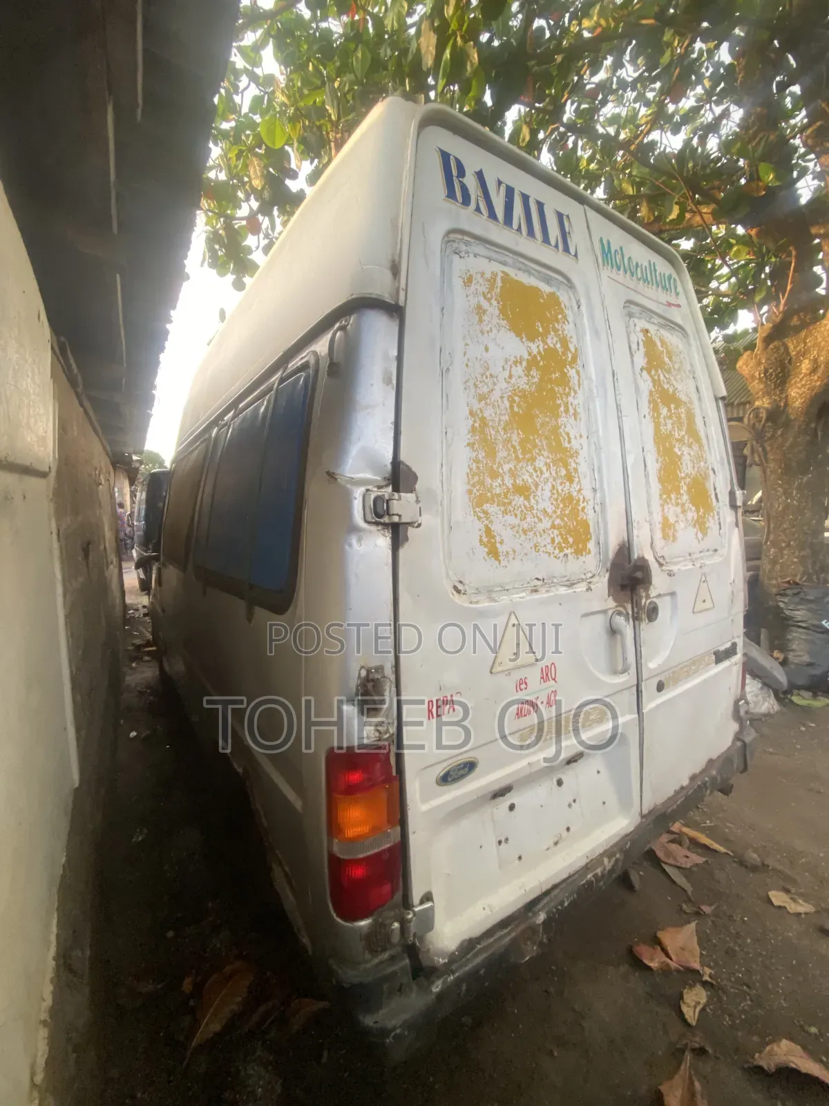 Ford Transit 1986 Silver