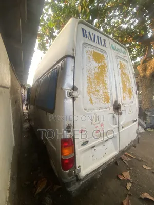 Ford Transit 1986 Silver