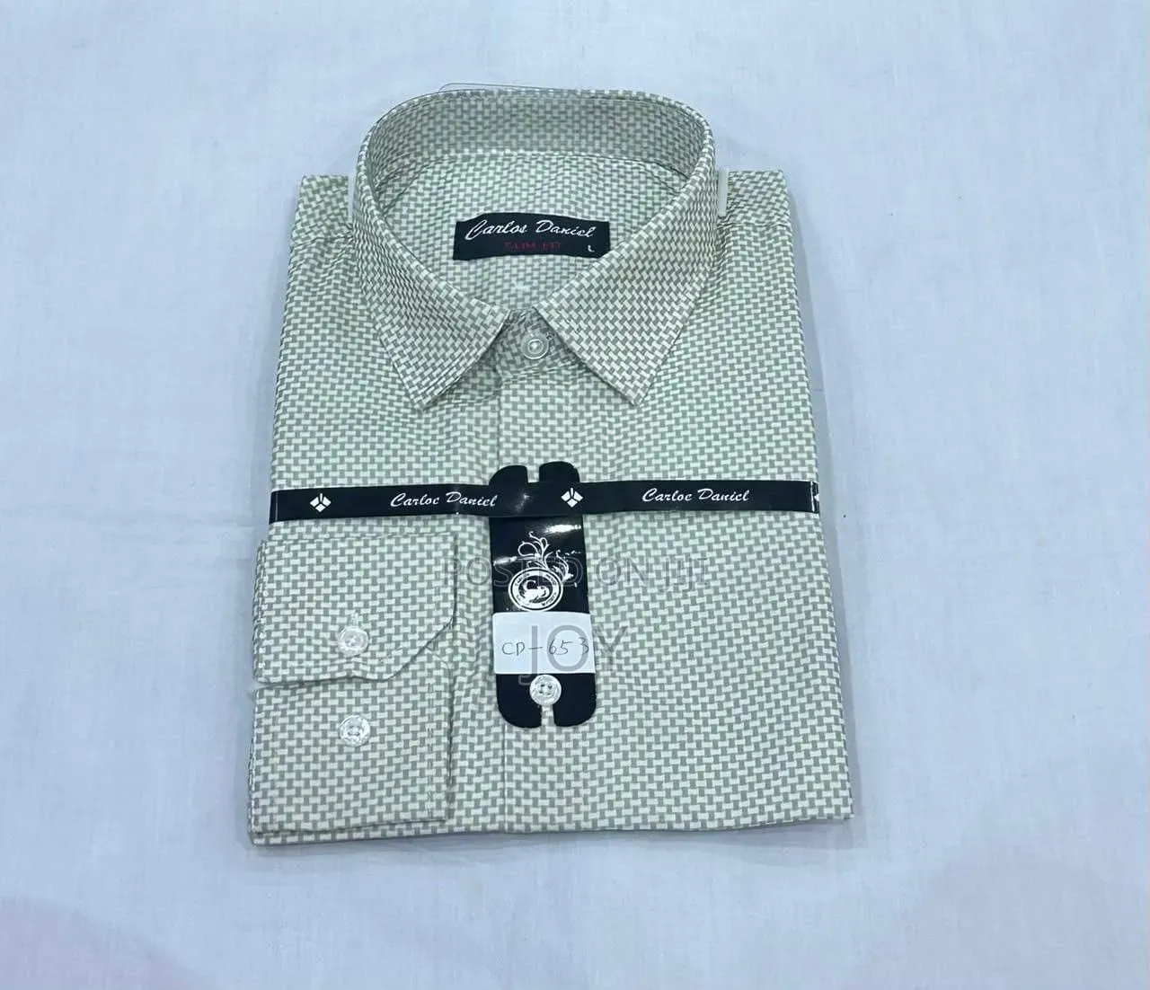 Men’s Patterned Casual Shirts – Size L