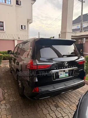 Lexus LX 570 AWD 2018 Black