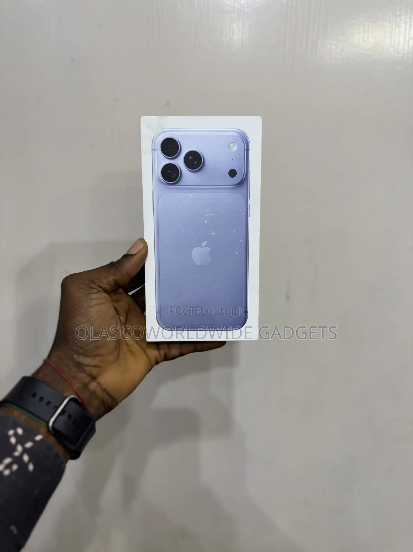 New Apple iPhone 18 Pro Max 256 GB Blue