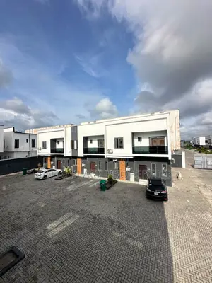 3bdrm Townhouse/Terrace in Sangotedo for sale
