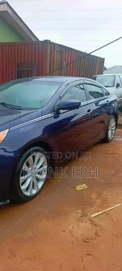 Hyundai Sonata 2013 Blue
