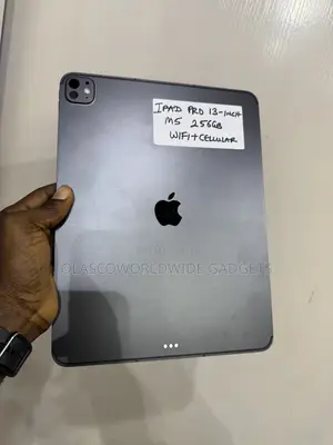 New Apple iPad Pro 13 (2025) 256 GB Gray