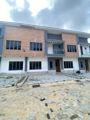 3bdrm Townhouse/Terrace in Sangotedo for sale