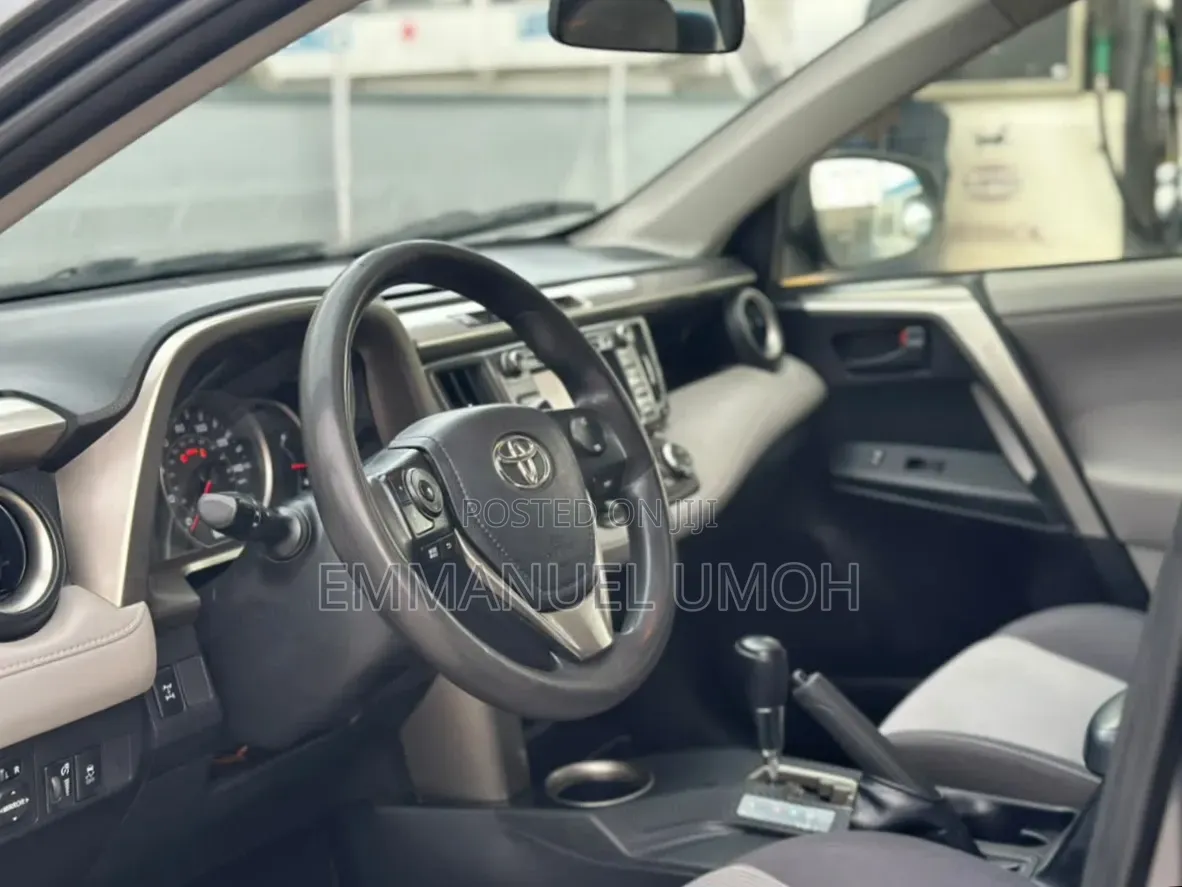 Toyota RAV4 2014 Gray