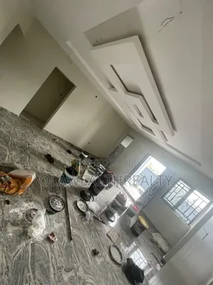 3bdrm Block of Flats in Akala Express for rent