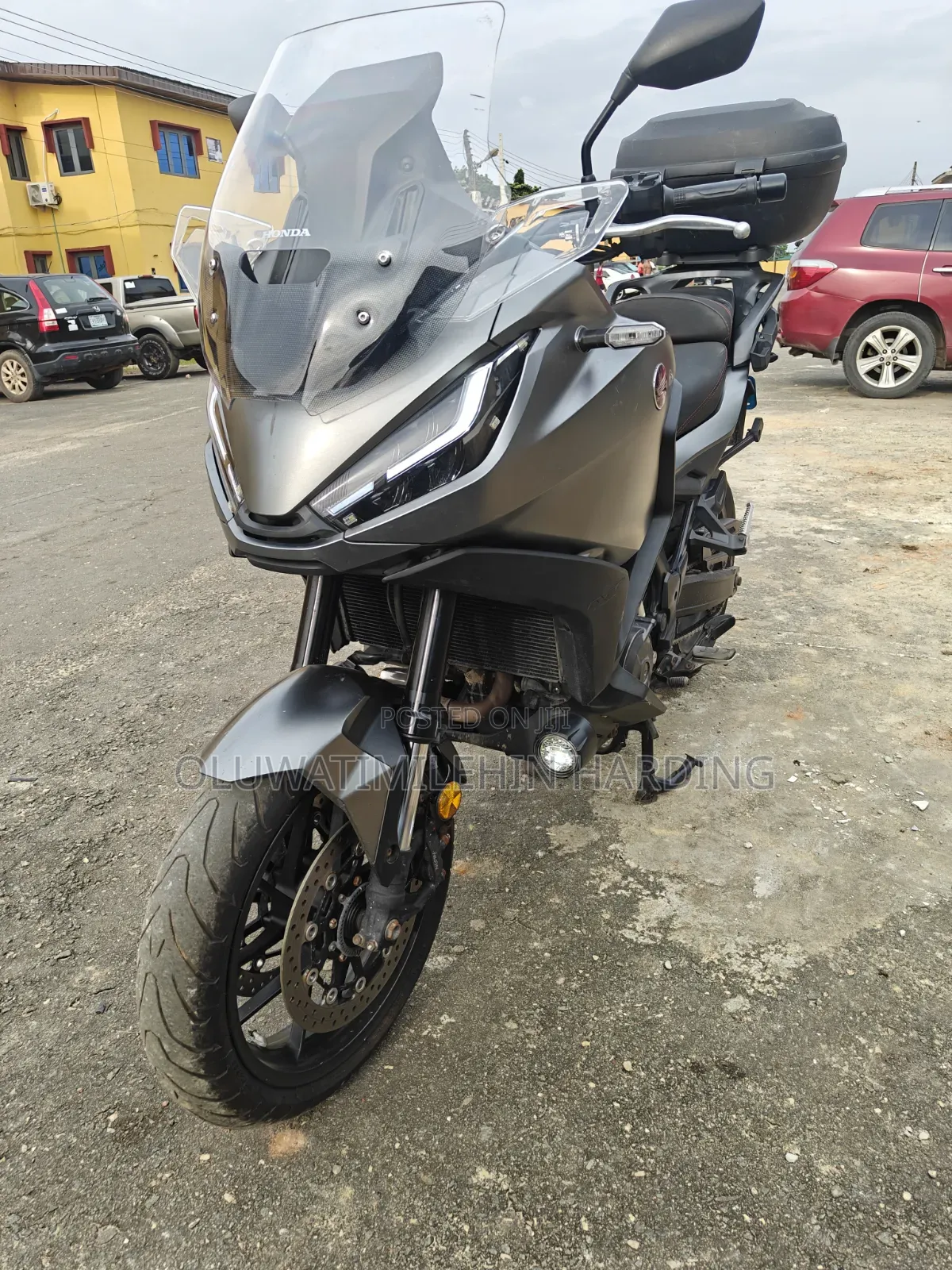 Honda 2024 Gray