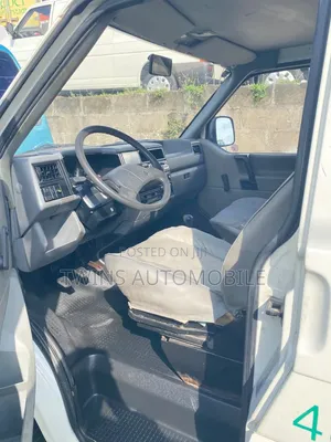 Volkswagen Transporter 2003 White