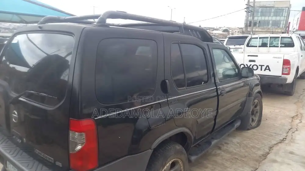 Nissan NV200 2010 Black