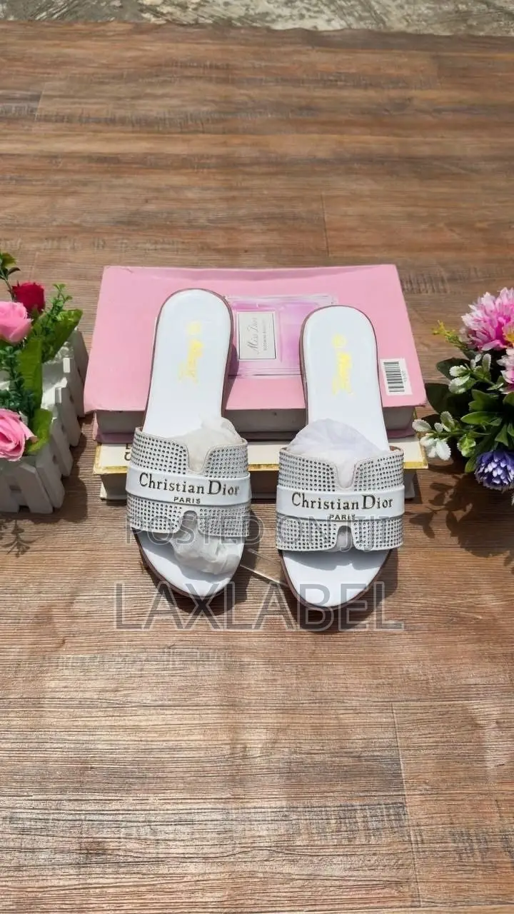 Ladies Flats