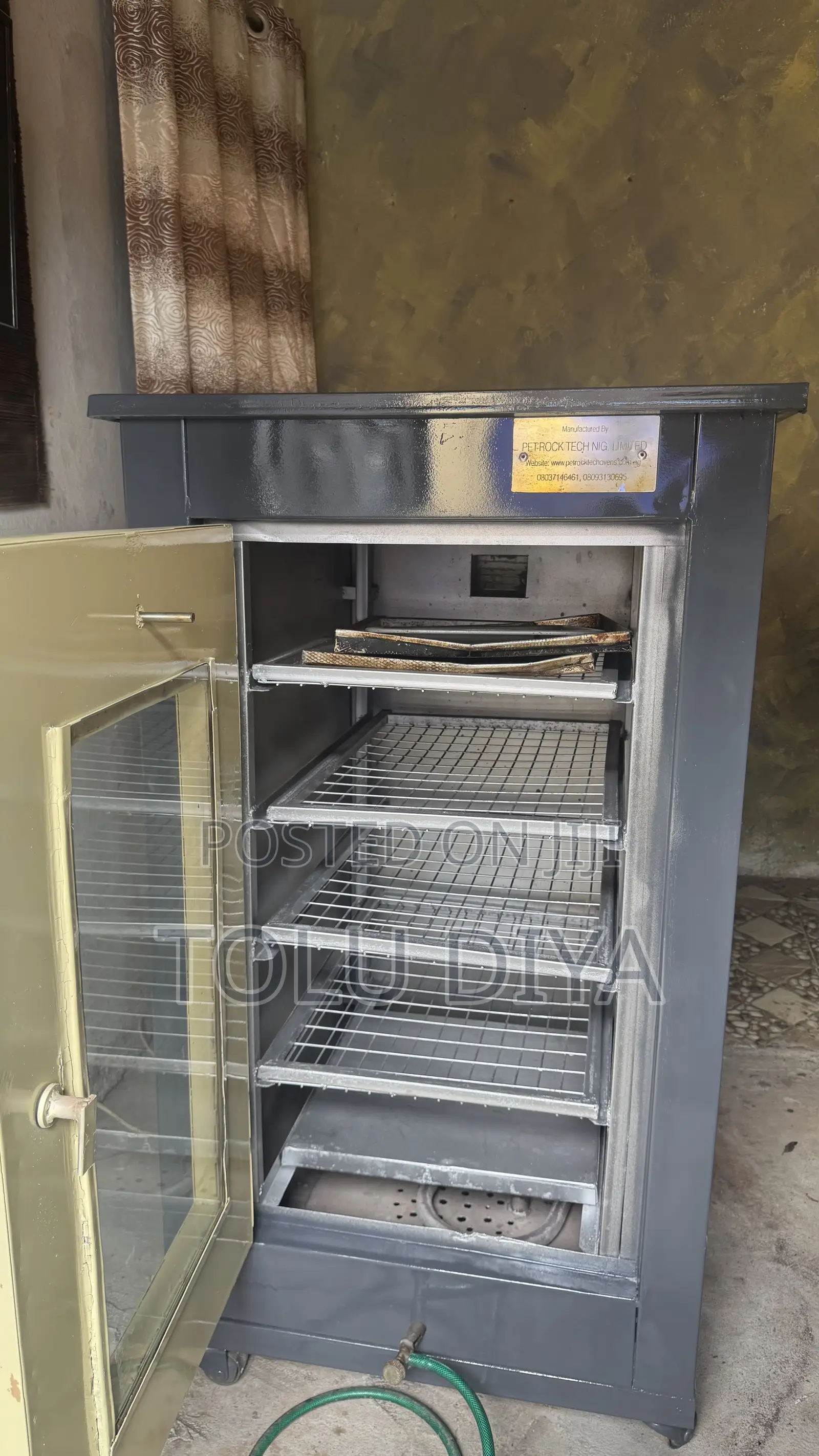 Industrial Oven