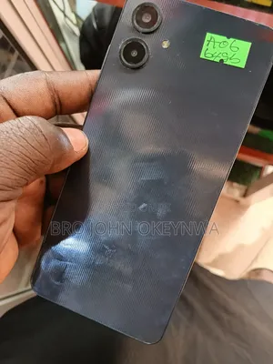 Samsung Galaxy A06 64 GB Black