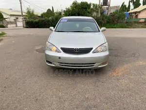 Toyota Camry 2005 Silver