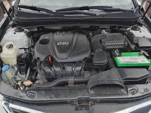 Hyundai Sonata Limited Sedan FWD (2.4L 4cyl 6A) 2012 White