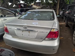 Toyota Camry 2006 Silver