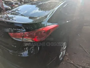 Hyundai Elantra 2013 Black