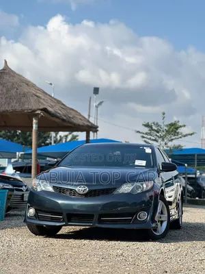 Toyota Camry SE 4dr Sedan (2.5L 4cyl 6A) 2014 Blue