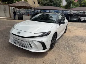 Toyota Camry XSE 2025 White