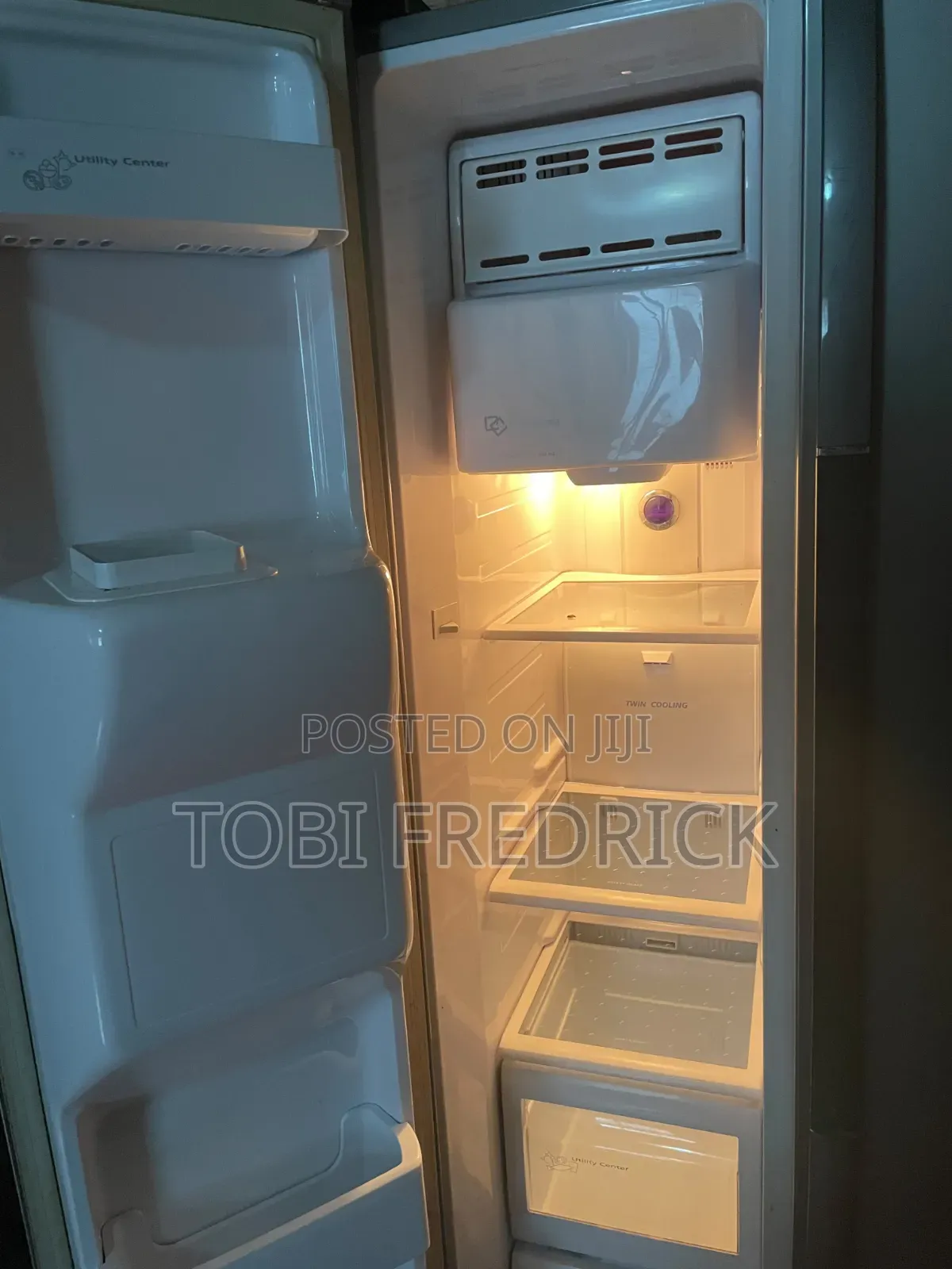 Samsung Sideby-Side Fridge Freezer With Ice Water Dispenser