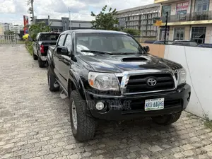 Toyota Tacoma Double Cab V6 Automatic 2010 Black
