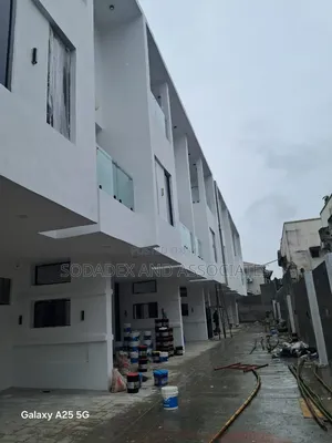 4bdrm Townhouse / Terrace in Gra for rent