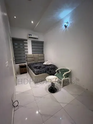 Mini Flat in Dpk, Lagos Island / Lagos Island for rent