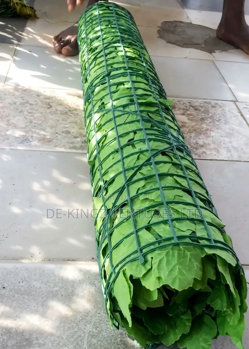 Artificial Fence Mat and Wall Cover
