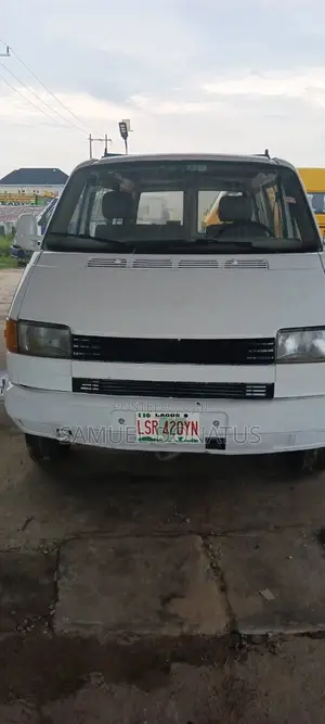 Volkswagen Transporter 2005 White